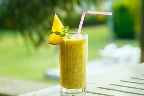 Zdrowe smoothie - remedia na bóle kolan
