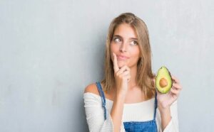 Dlaczego nie powinieneś jeść nadmiernych ilości awokado?