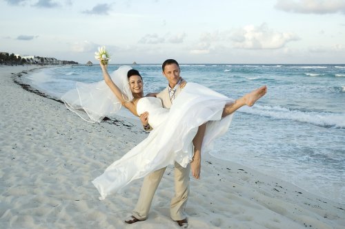 Para na plaży - miesiąc miodowy