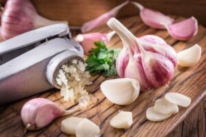 Wpływ czosnku na poziom cholesterolu