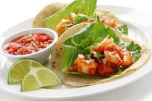Tacos z krewetkami: 3 przepyszne przepisy