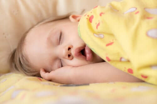 Bezdech senny u niemowląt: objawy i leczenie