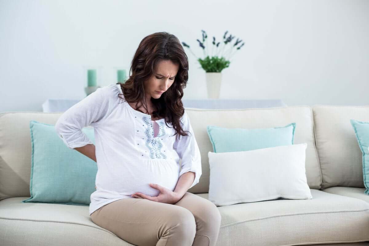 Bóle miesiączkowe w ciąży są normalne, ale czasami dają powody do niepokoju.