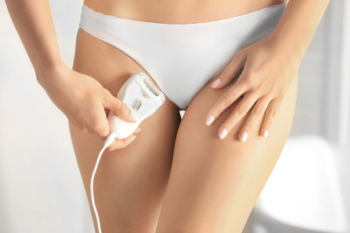 Depilacja to najczęstsza przyczyna wyprysków w okolicy bikini.