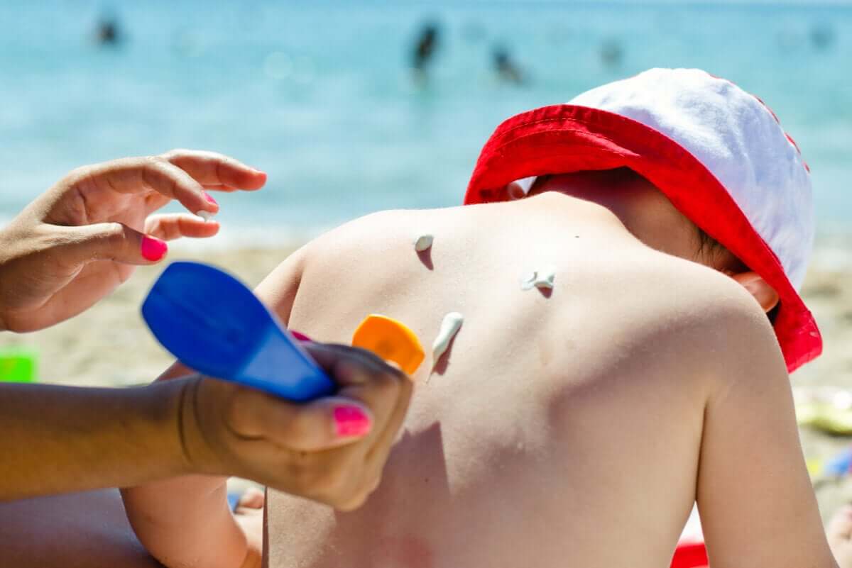 Latem ochrona skóry dziecka jest konieczna.