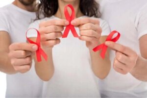 Przenoszenie wirusa HIV i mity na ten temat