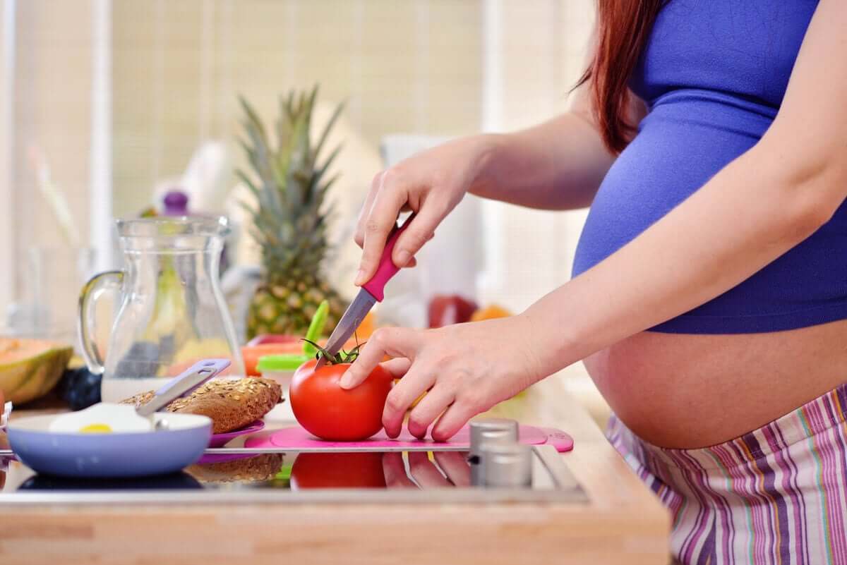 Odpowiednia dieta w ciąży to jeden z obowiązków przyszłej mamy.