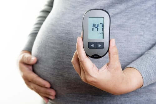 Kobieta w ciąży z cukrzycą - co może wywołać przedterminowy poród?