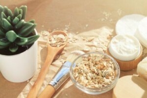 Koloidalna mączka owsiana - co to jest i jakie ma zalety?