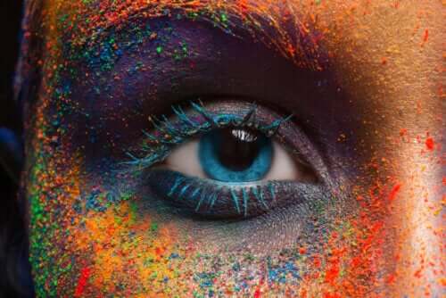 Zmiana koloru oczu: prawdy i mity