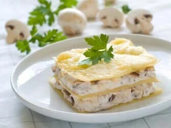Wegańska lasagne
