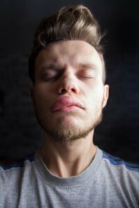 Obrzęk Quinckego - przyczyny i objawy