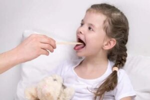 Zapalenie krtani u dzieci: objawy i leczenie