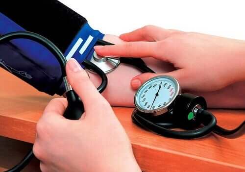 Pomiar ciśnienia krwi