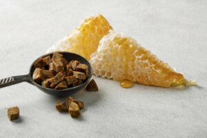 Propolis w pielęgnacji jamy ustnej