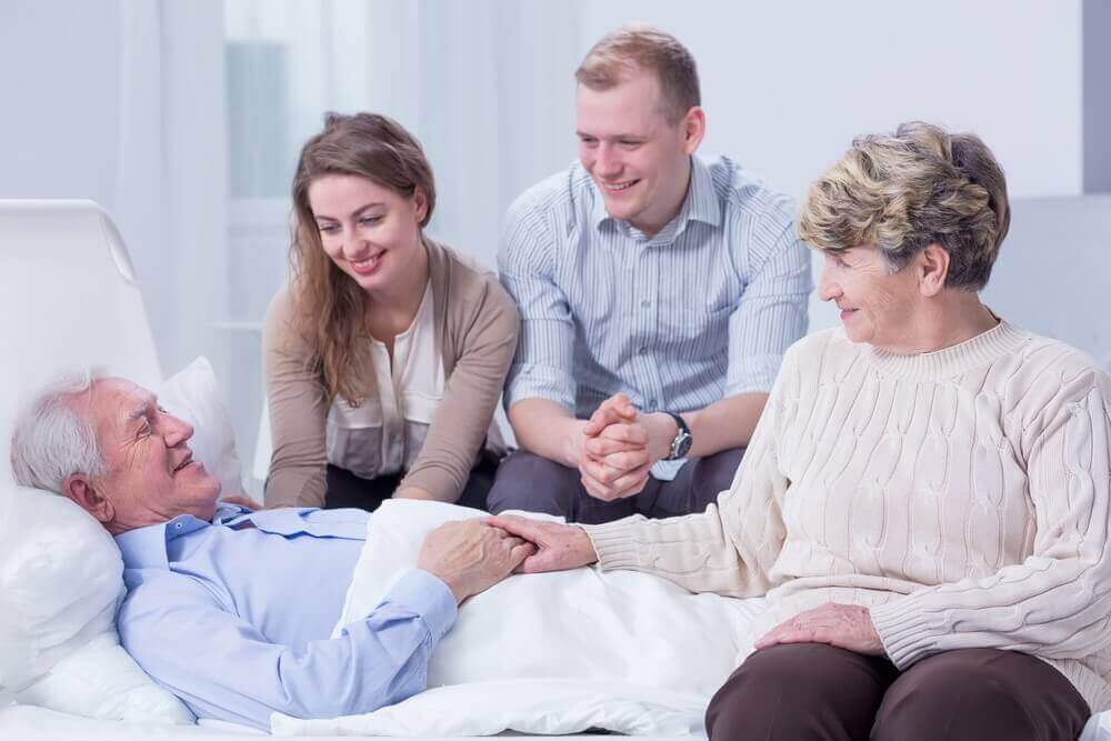 Rodzina przy chorym dziadku - rola rodziny w leczeniu pacjentów