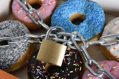 Uzależniające produkty spożywcze: poznaj je od kuchni