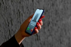 Ghosting: jak go przezwyciężyć i powody, aby go unikać