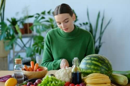 Światowa Organizacja zdrowia zaleca jedzenie owoców i warzyw