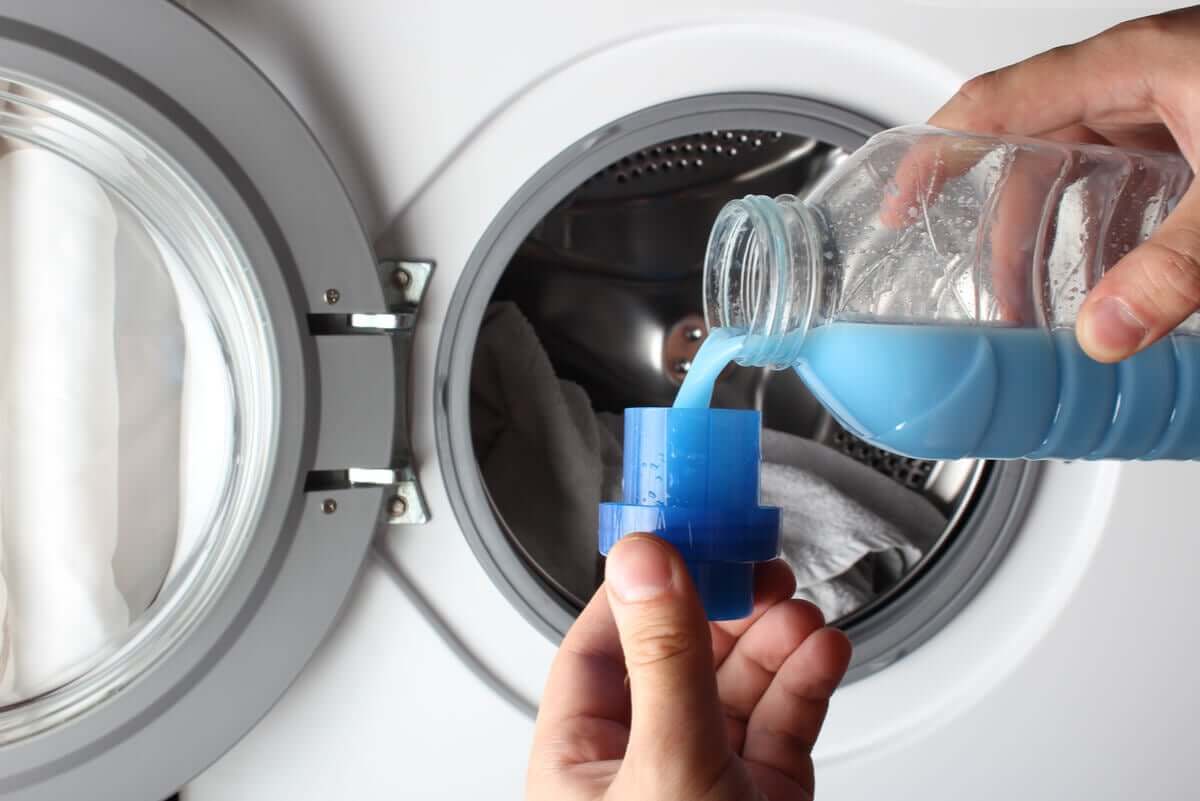 Nie używaj detergentów, by nie zniszczyć pościeli chemikaliami.