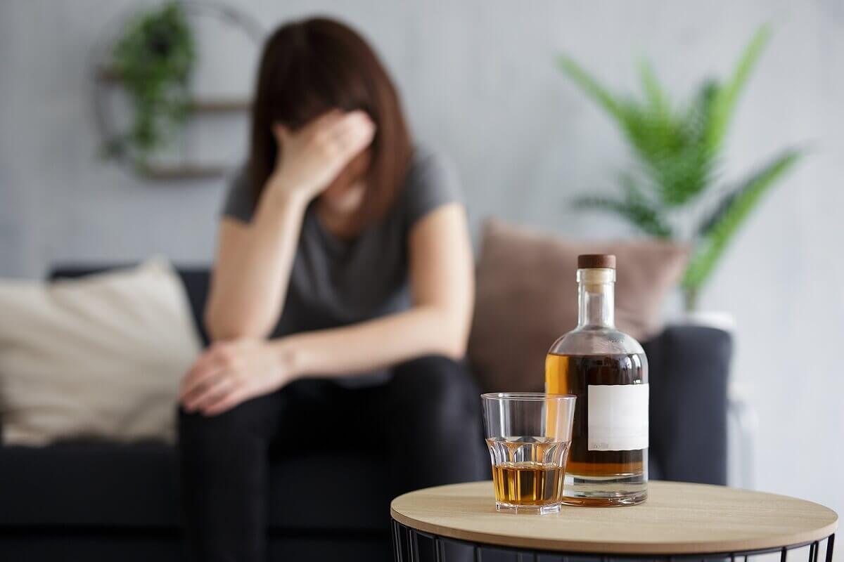 Nie jest łatwo odstawić alkohol. Często wiąże się to z trudnościami na wielu poziomach.
