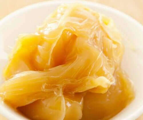 Lanolina: co to jest i jak ją można stosować