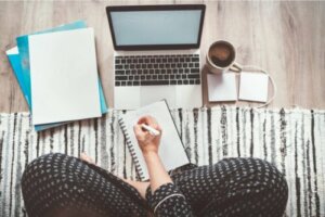 Techniki szybszego uczenia się - poznaj 8 strategii