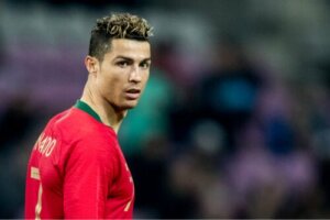 Kontuzje Cristiano Ronaldo, przez które musiał schodzić z boiska