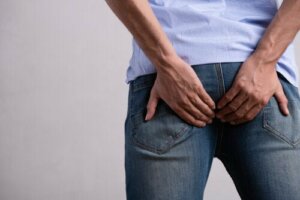 Swędzenie w odbycie - co może oznaczać?