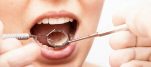 Co łączy zdrowie jamy ustnej z płodnością?