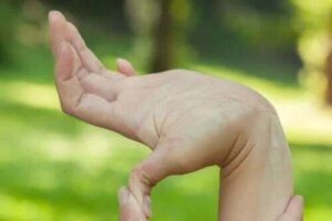 Hipermobilność niemowląt: plusy i minusy