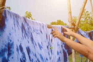 Farbowanie ubrań w domu - 4 ważne wskazówki