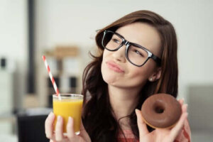 Zmniejszenie zawartości cukru w diecie - trzy praktyczne rady