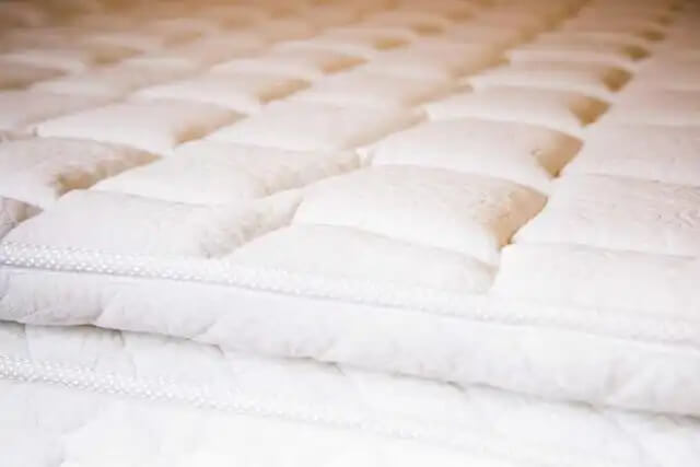 Materac przeciwodleżynowy