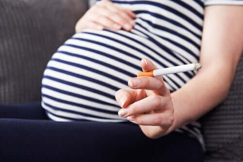 Palenie podczas ciąży — dlaczego jest tak destrukcyjne?