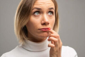 Zmiany koloru ust jako objaw nieprawidłowości