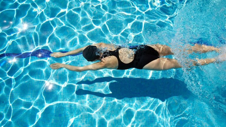 Jakie są korzyści zdrowotne płynące z pływania?