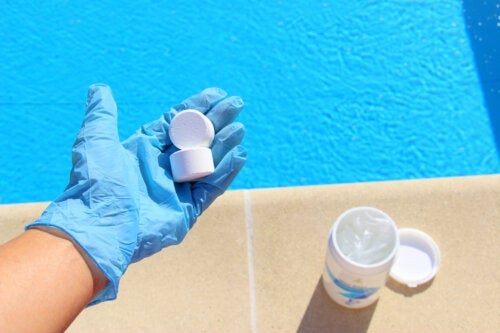 Działanie chloru w basenach i jego możliwy wpływ na zdrowie dzieci