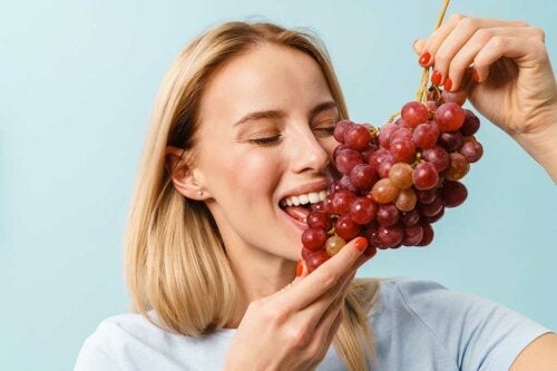 Niesamowite korzyści z jedzenia winogron — koniecznie je poznaj!