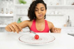Poważne zaburzenia odżywiania — jaka jest przyczyna powstawania?