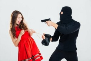 Czy wiesz, co w rzeczywistości oznacza sen o byciu okradzionym?