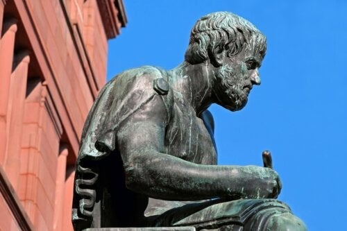 Wkład Arystotelesa w rozwój myśli zachodniej - 6 najważniejszych dokonań