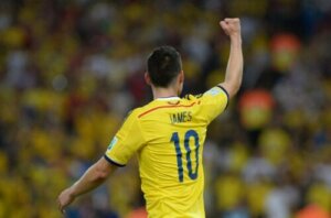 James Rodriguez dzięki szybkiej reakcji ratuje życie piłkarza