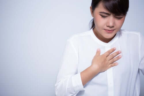 Przyczyny bólu w klatce piersiowej podczas oddychania