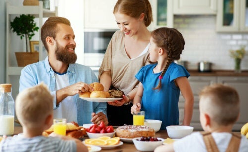 Spożywanie posiłków w gronie rodziny - 10 korzyści
