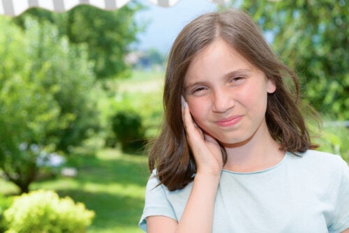 Surowicze zapalenie ucha środkowego: objawy, przyczyny i leczenie