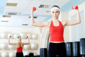 Ćwiczenia, które mogą złagodzić ból barku