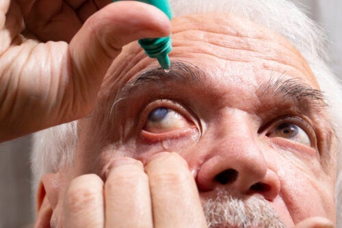 Co to jest pilokarpina oftalmiczna i kiedy jest zalecana?