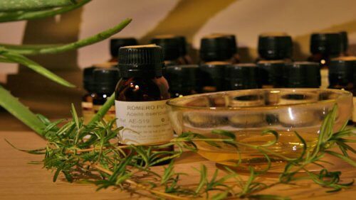 Olejki eteryczne stosowane w leczeniu mięśni i stawów