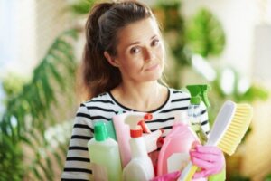 Złe nawyki związane ze sprzątaniem domu